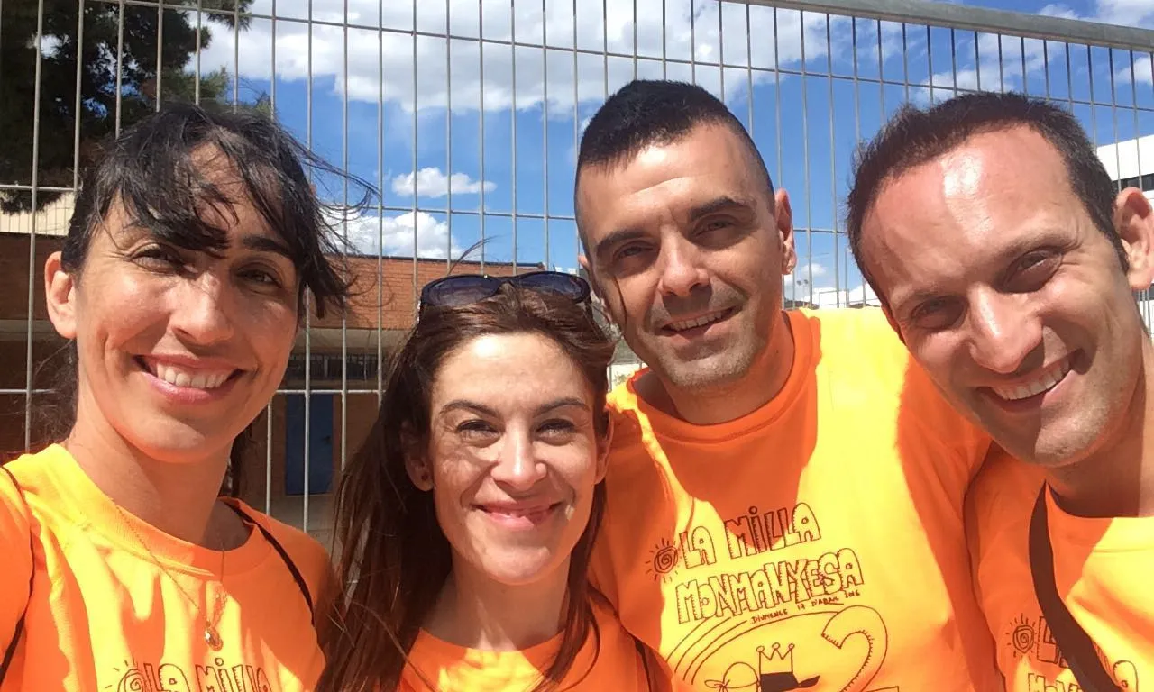 D'esquerra a dreta, Marimar De Heras, Lourdes Bonet, Isidro Naranjo i Lluís Fontseca, l'equip organitzador de la Milla. Font: AMPA Escola Monmany