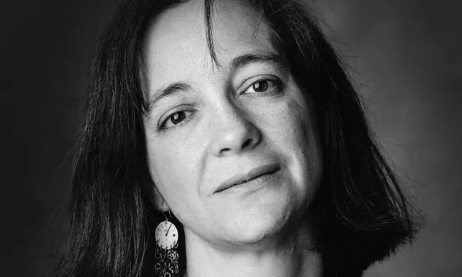 Maria Mercè Marçal (1952-1998) va ser poetessa, catedràtica d'institut de català, narradora, editora, traductora, activista política, cultural i feminista