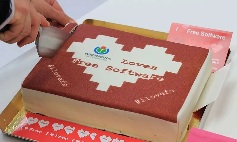 Pastís fet per Wikimedia per al dia I love free software 2016. Font: Free Software Foundation Europe
