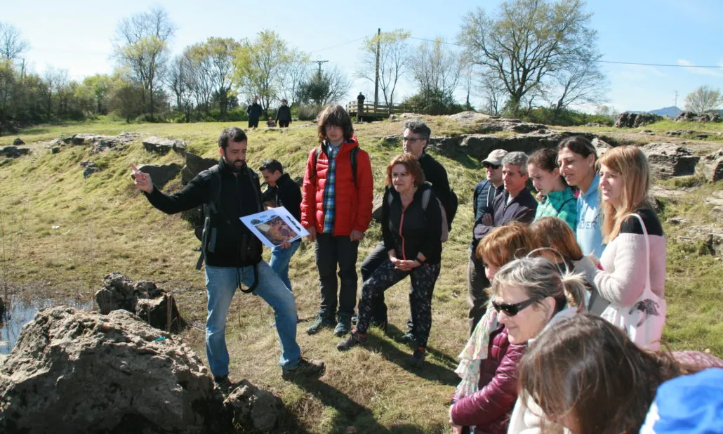 Limnos va organitza una visita guiada per interpretar l'espai natural i observar trips i amfibis (imatge: limnos.org)