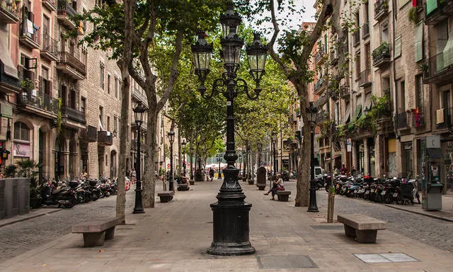 Un dels carrers de Ciutat Vella