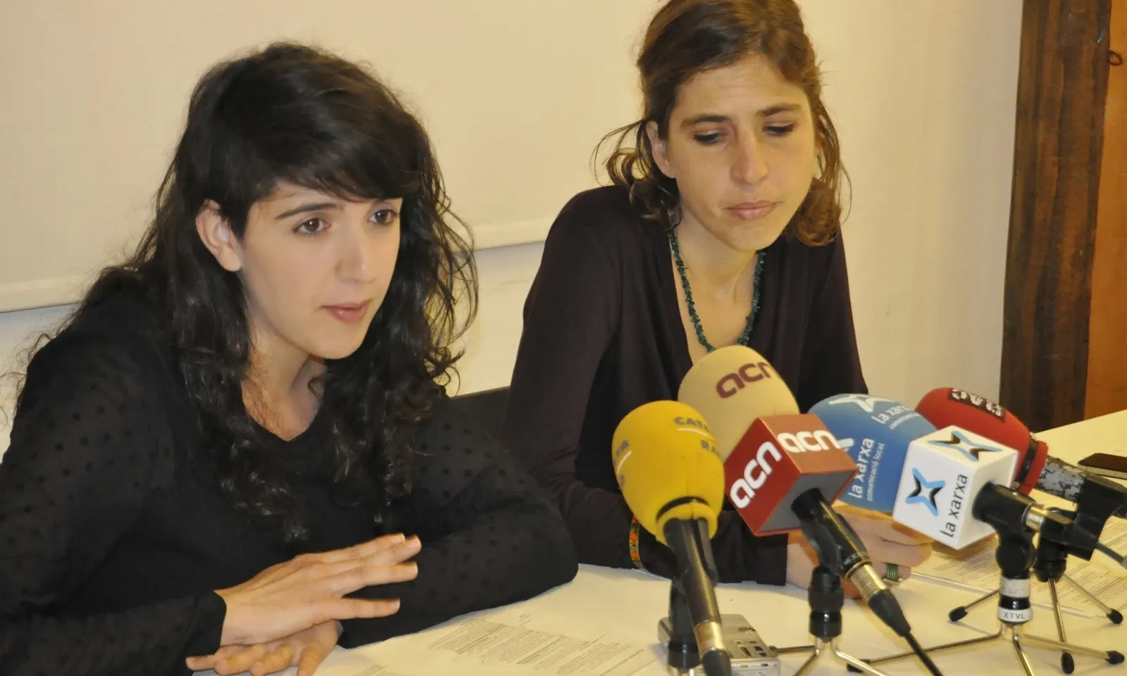 José Peñín atenent als mitjans de comunicació. Font: Xavier Rius Blogspot