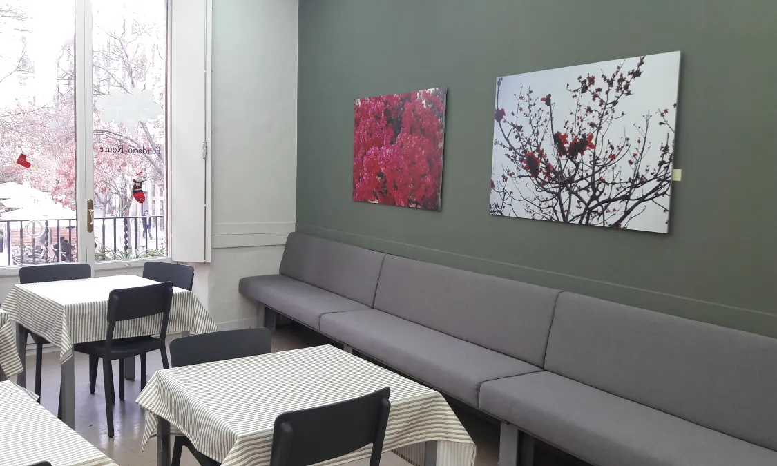 El menjador social de la fundació és un dels tres únics centres de la Xarxa de Menjadors Socials de Barcelona adreçat a famílies amb menors