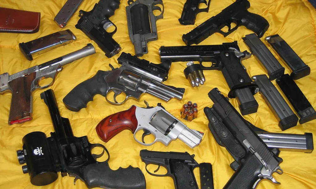 Exportació d'armes a altres països.