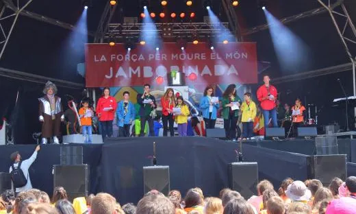 Lectura del Manifest a la Jamborinada per part dels infants i joves