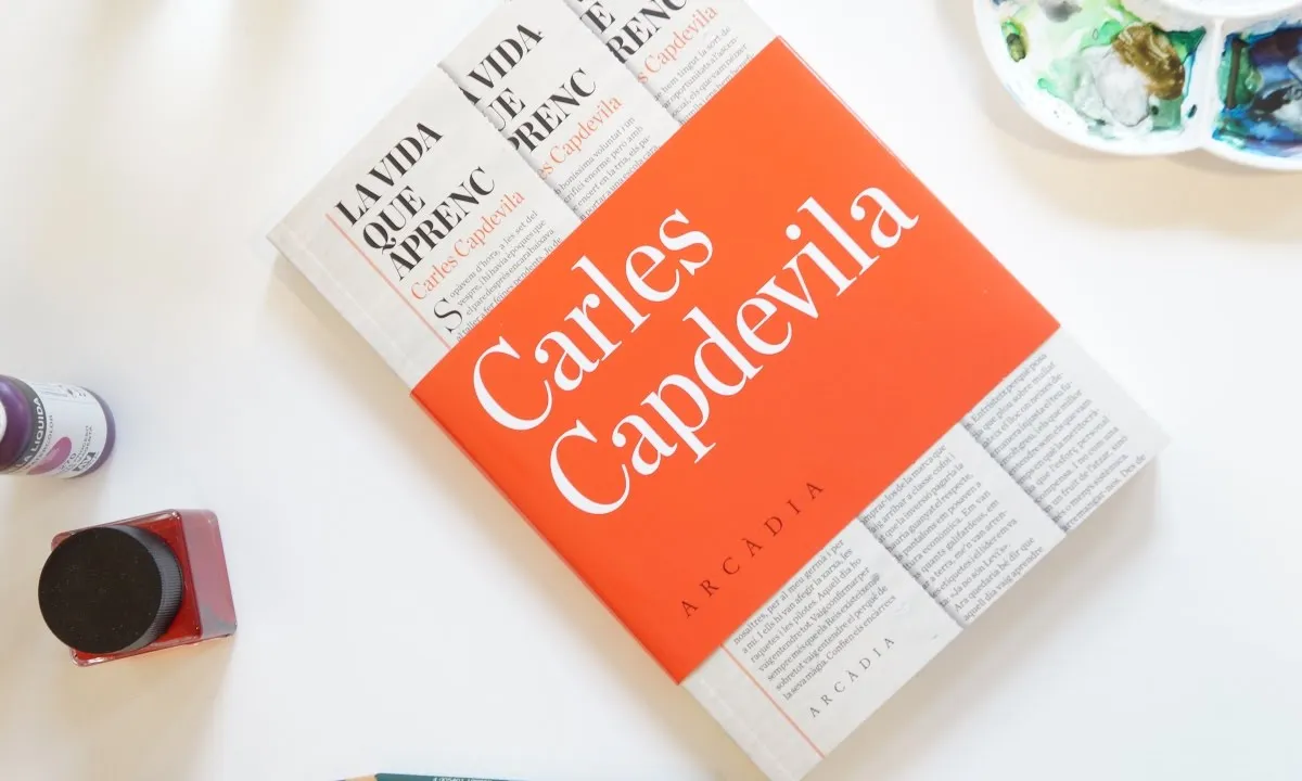Portada del llibre "La vida que aprenc" de Carles Capdevila