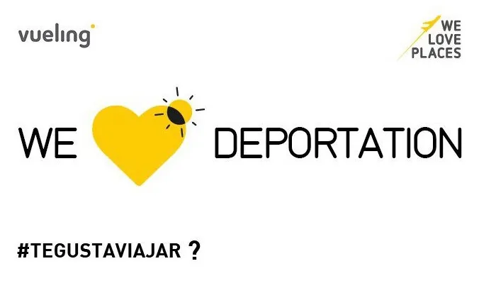 Imatge de protesta contra Vueling i la política de deportacions.