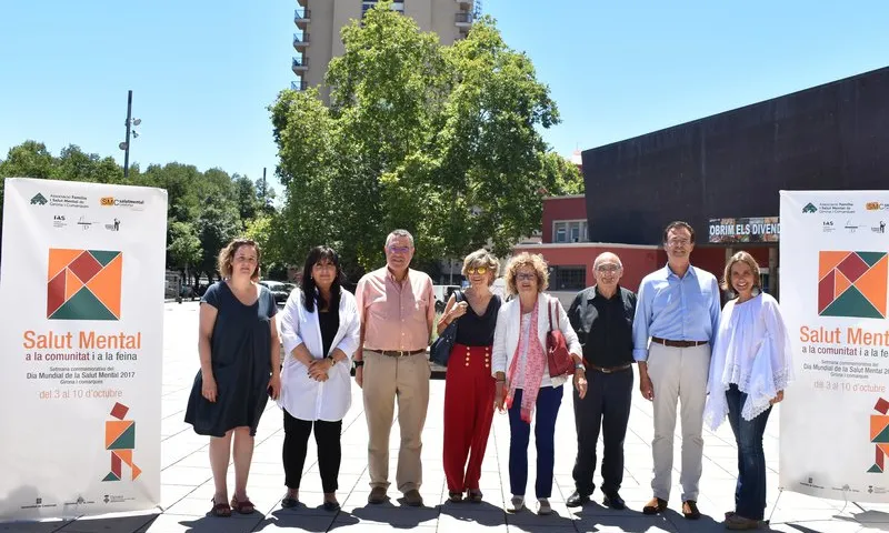 Els representants de les entitats organitzadores de la Setmana commemorativa del Dia Mundial de la Salut Mental 2017 