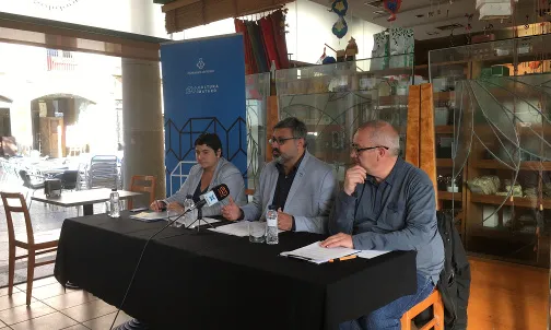 Representants de l'ajuntament presentant l'edició de 2016