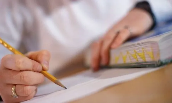Educació persones adultes Educació persones adultes