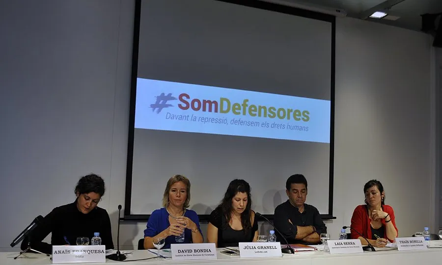 Membres de Som Defensores durant l'acte de presentació el 22 de setembre