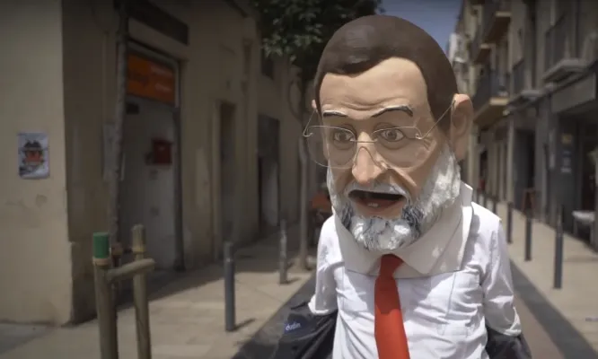 Doble de Rajoy de la campanya "Bloquejats".