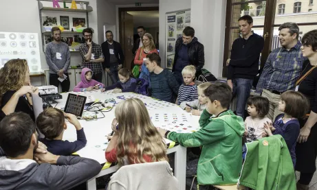 Tots i totes podem programar, independentment de l'edat