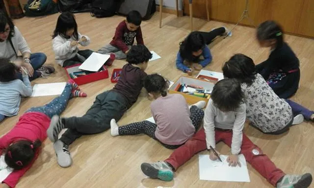 Risuona és una campanya de donació d'instruments per a ser reutilitzats per infants i joves.