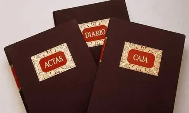 Llibres actes i socis