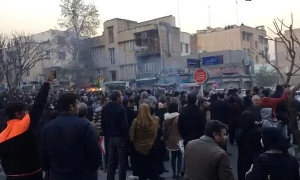 Protestes a l'Iran contra el règim de Khamenei i Rouhani