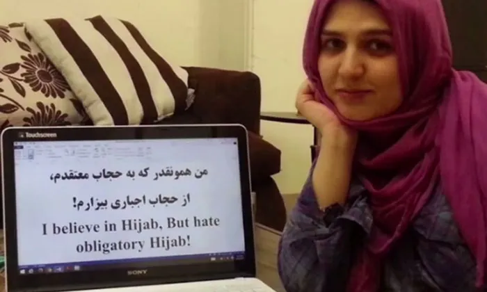 iranianes contra la imposició de la vestimenta islàmica