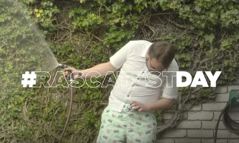 La Liga Colombiana contra el cáncer engega una campanya peculiar