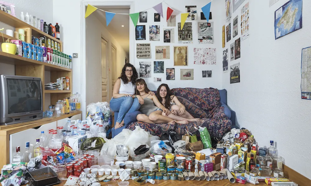 Les tres estudiants protagonistes del primer capítol