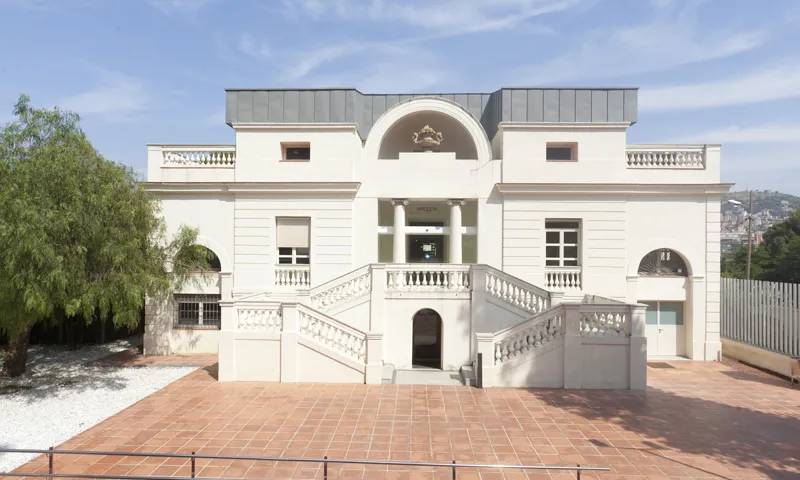 Edifici del Centre de Serveis a les Associacions de Barcelona