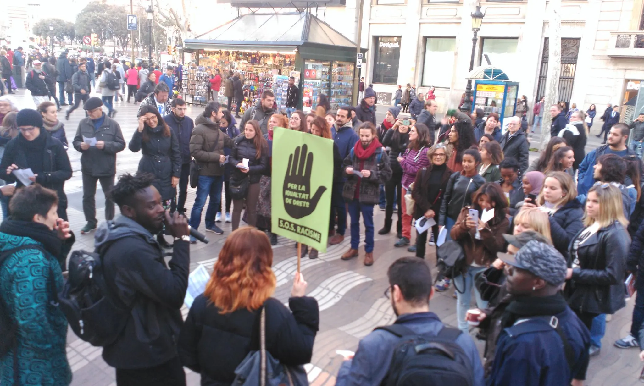 El 21 de març es va realitzar una ruta per La Rambla amb perspectiva antiracista