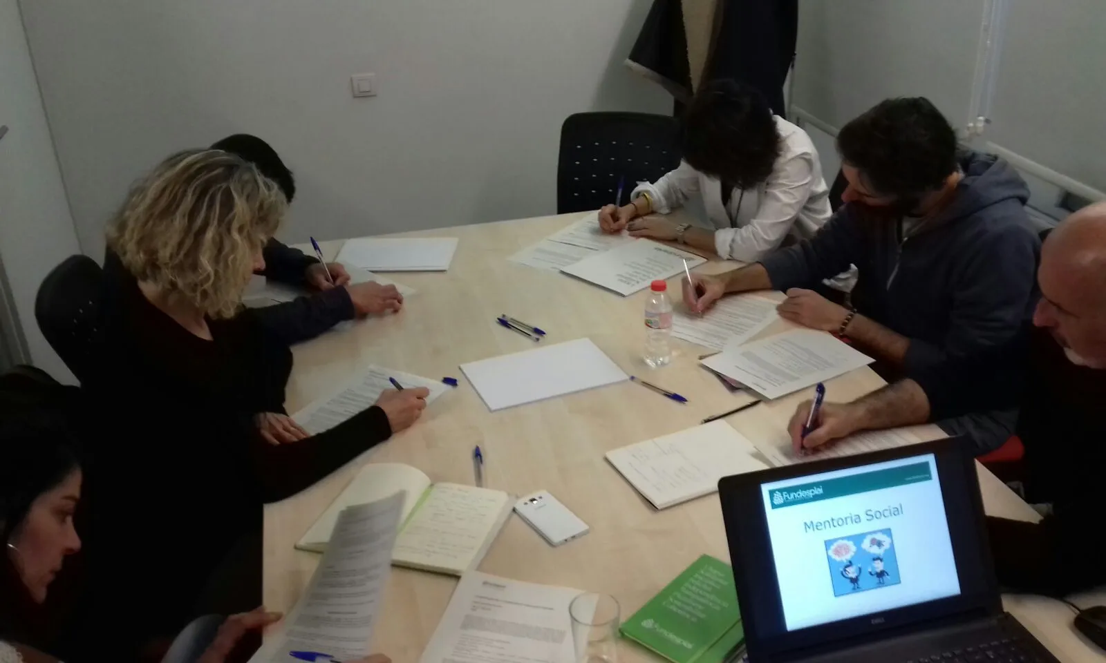 Sessió de formació sobre el projecte de mentoria de Fundesplai.