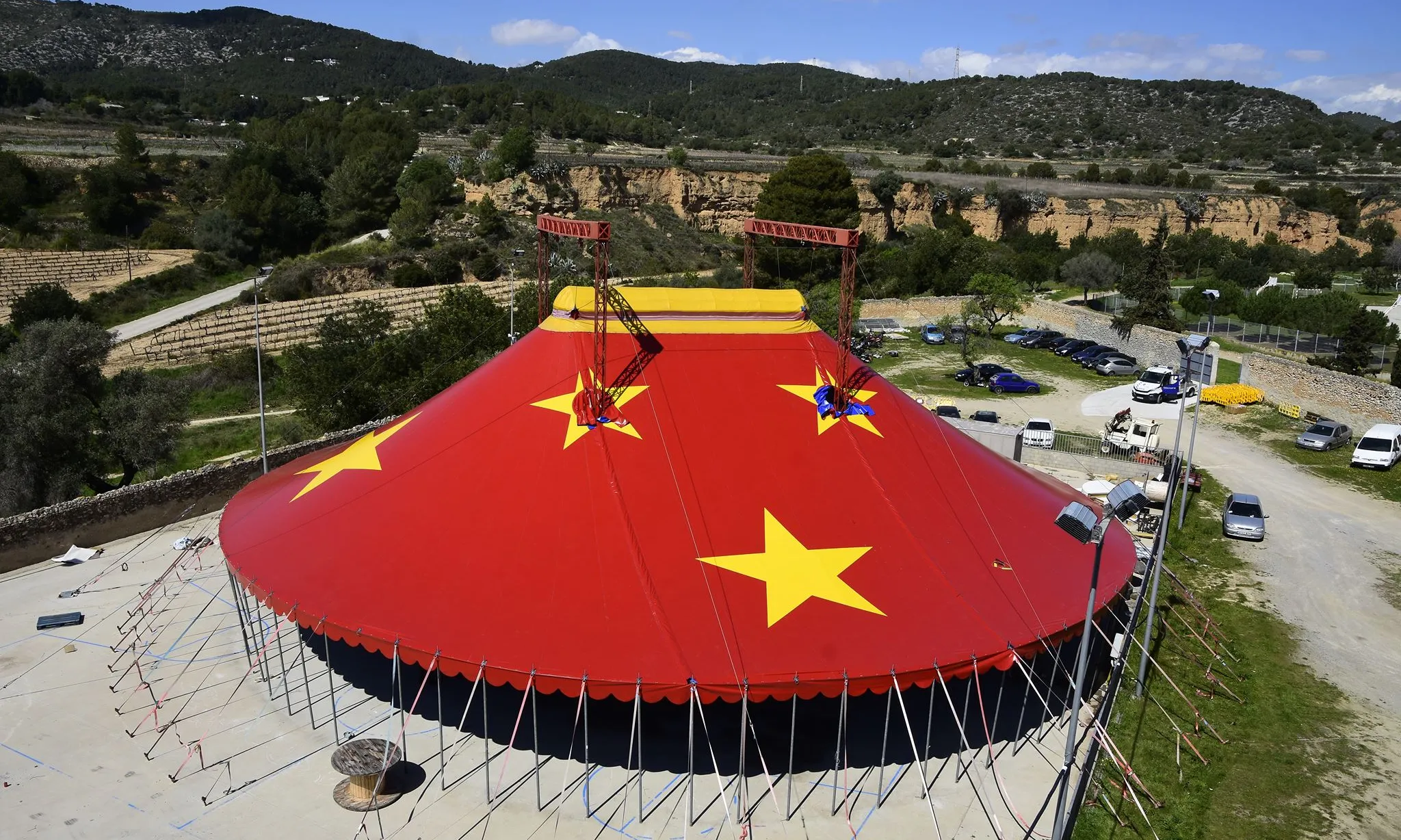La Carpa Revolució, l'escenari del festival ribetà