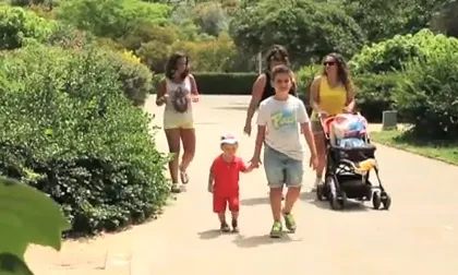 Fotograma del vídeo sobre el Servei de Famílies Col·laboradores