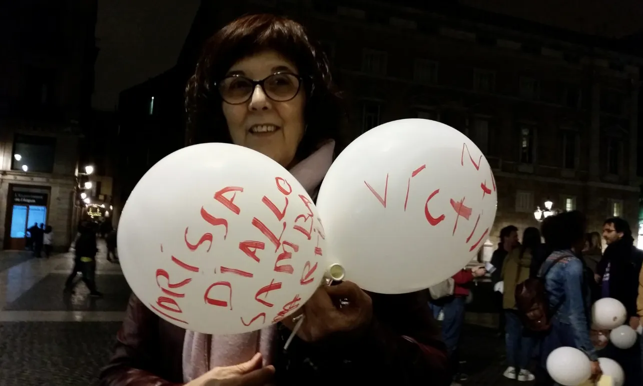 Beatriu Guarro en una manifestació pel canvi de nom de la Plaça Antonio López.