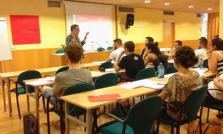 L'Escola d'Estiu d'enguany tindrà lloc del 2 al 14 de juliol a Barcelona.