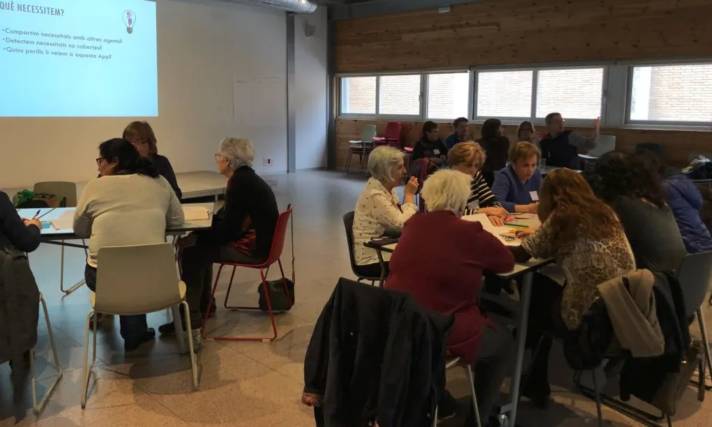 El 13 d'abril es va realitzar una trobada per detectar les necessitats del sector de l'ecnomia de les cure