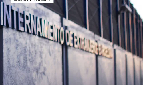 l'informe constata la presència de menors i persones malaltes al CIE de Barcelona.