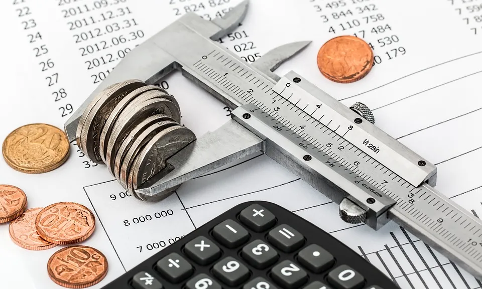 Les entitats que reben ajuts de les administracions públiques o fons de la Unió Europea per sobre de determinats llindars han de sotmetre's a una auditoria. 