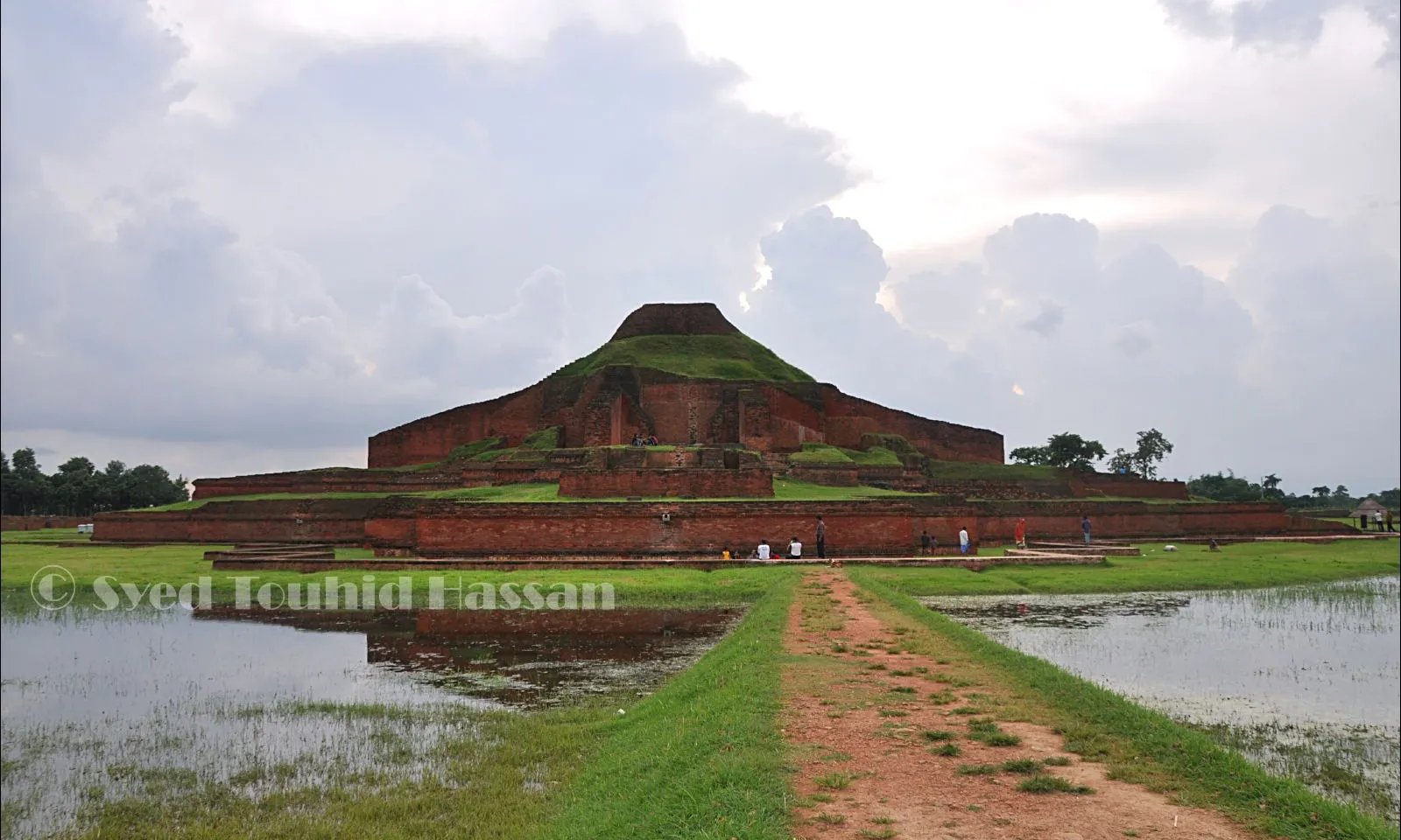 Gran Monestir budista de Somapura Mahavihara