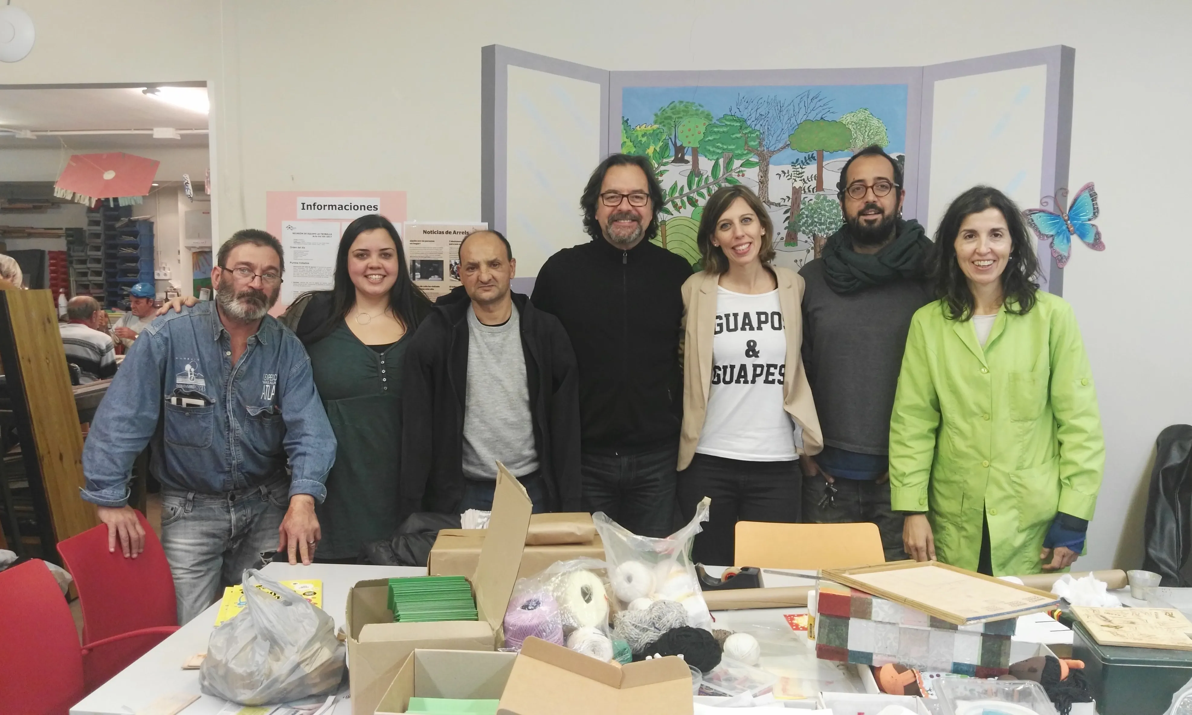 Visita de BonDiaMon i de l'actor Abel Folk a la Fundació Arrels.