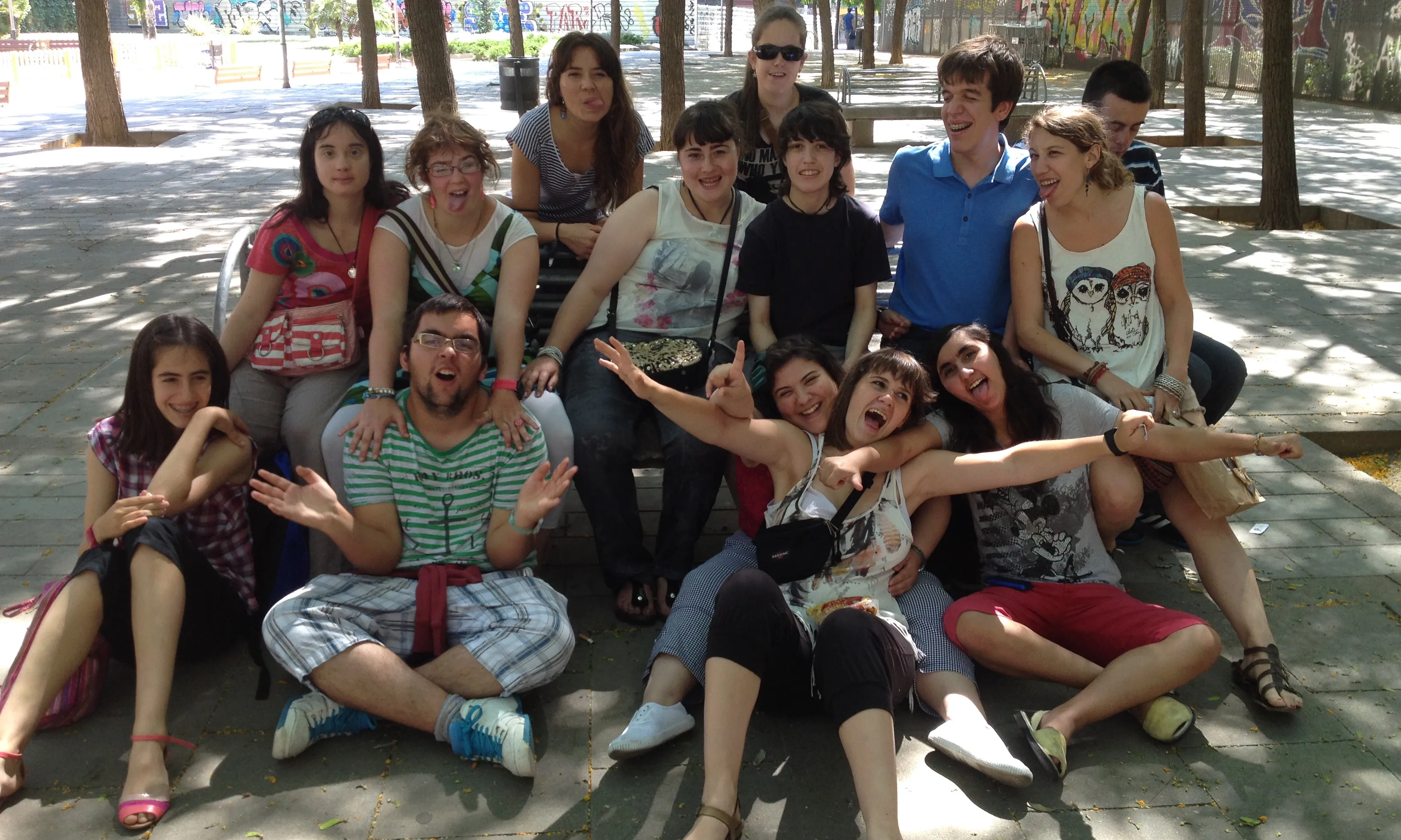 AcidH ha impulsat una campanya per finançar les colònies i activitats d'estiu.