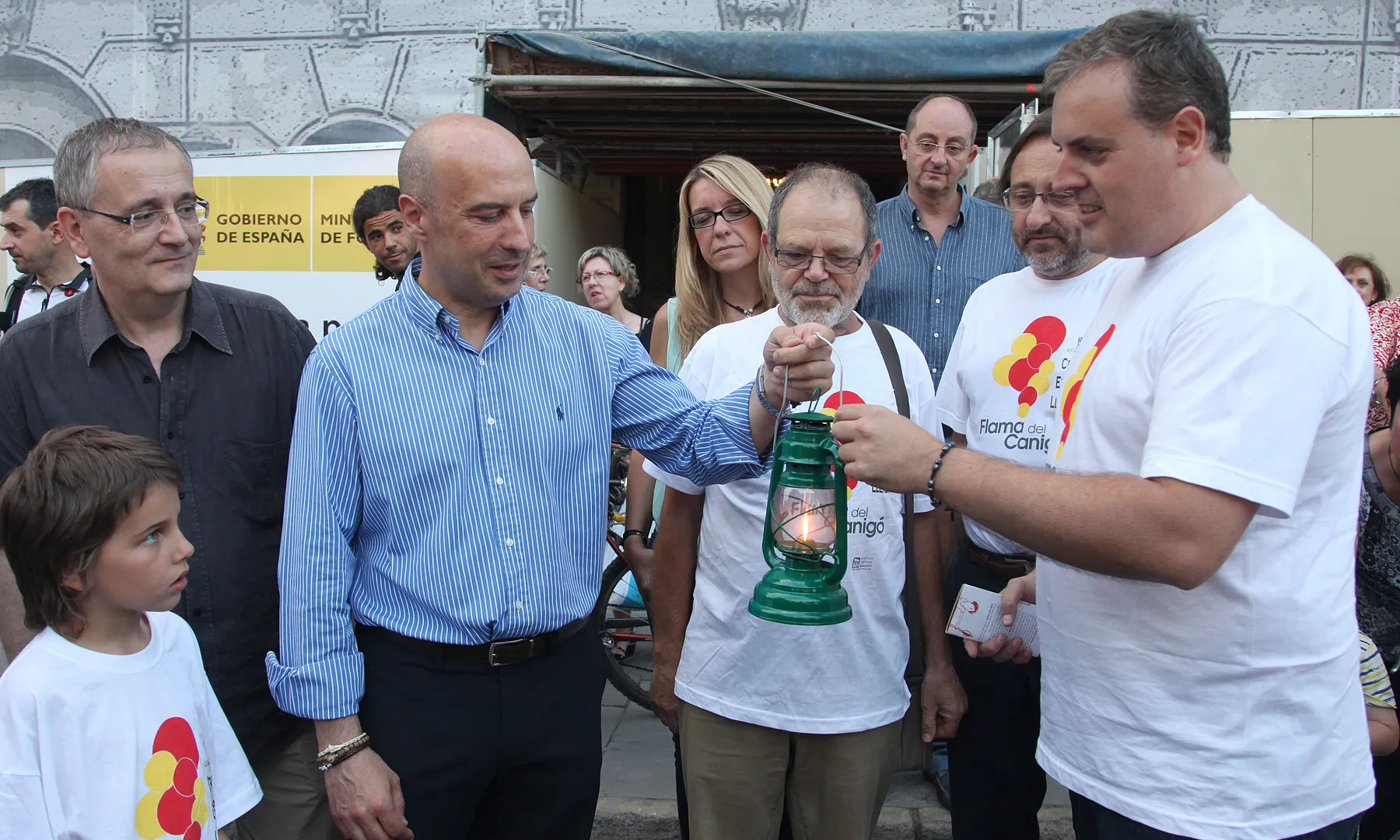 Recepció de la Flama a la Paeria de Lleida, amb el Club Ciclista Terra Ferma