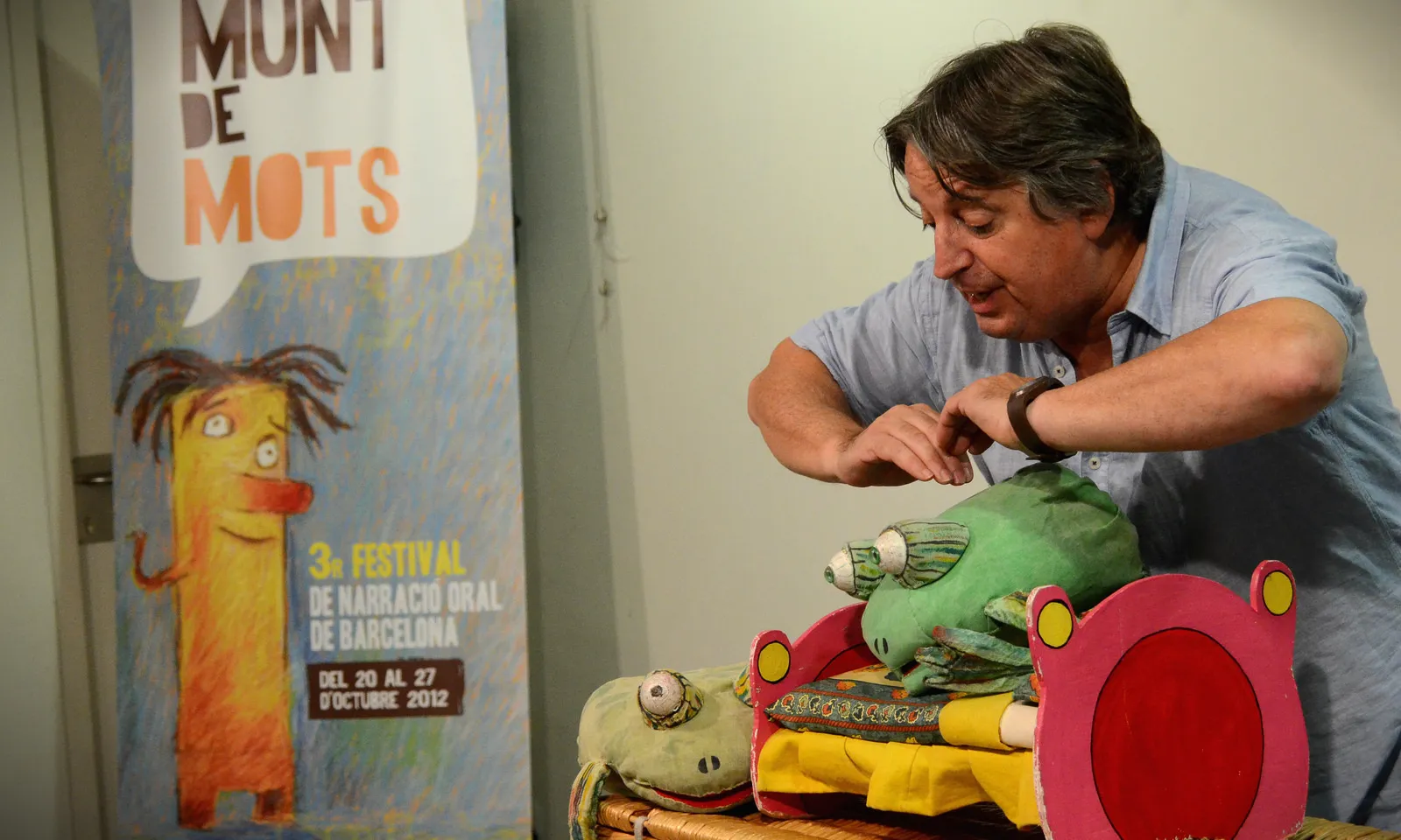 Cesc Serrat durant un espectacle del Munt de Mots