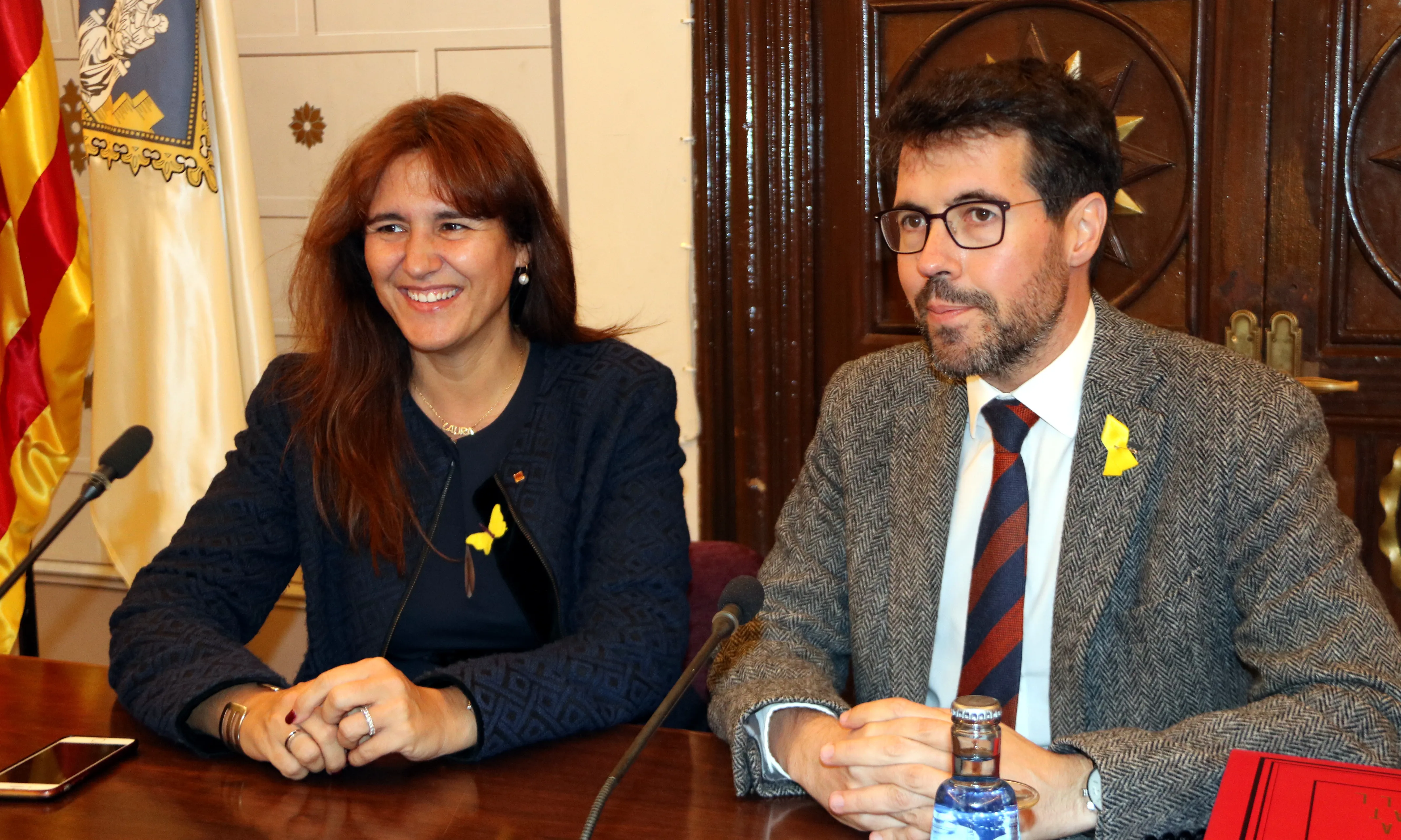 La consellera Borràs i l'alcalde de La Seu, Albert Batalla (Foto: Marta Lluvich/ACN)