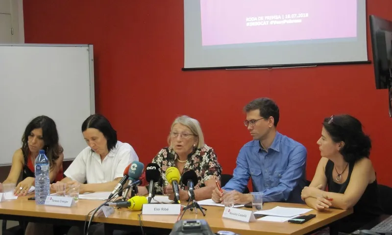 Presentació de l'informe en roda de premsa.