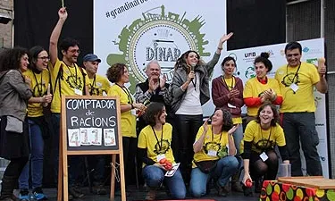 Els voluntaris i voluntàries d'un gran dinar contra el malbaratament alimentari