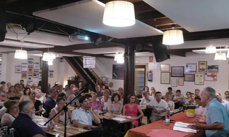 Solé i Sabaté inaugura el curs de la Universitat Popular al Cafè
