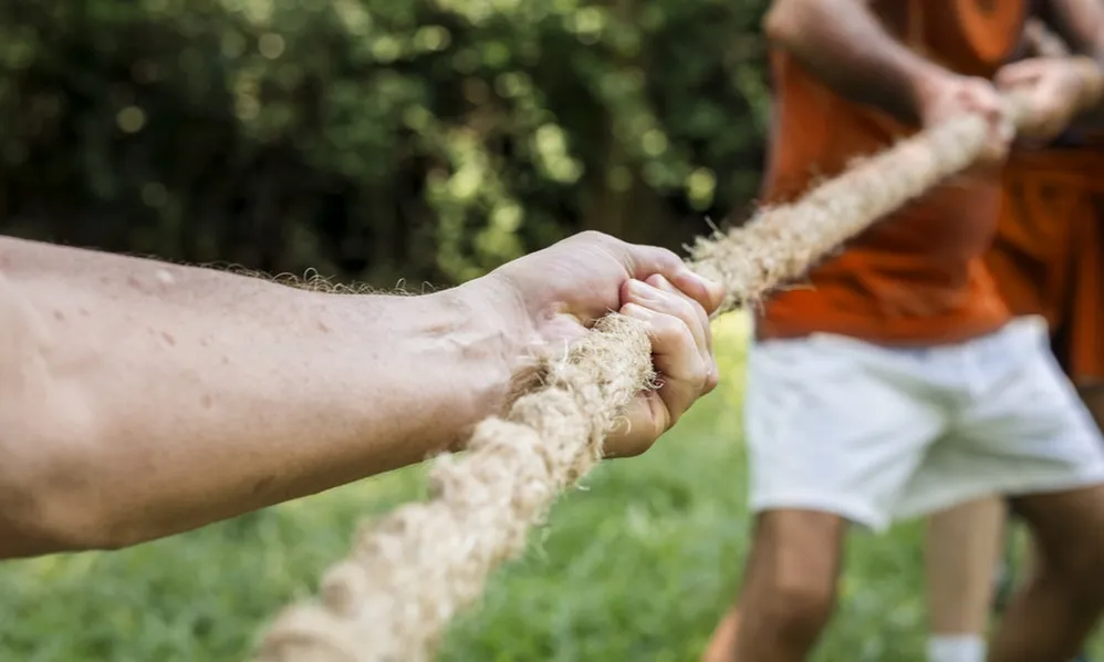 Hi ha interessos de conflicte quan es pot prioritzar l'interès personal per sobre del fundacional. Font: Unsplash.