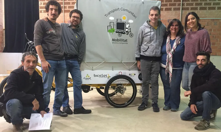 Foto de grup amb el tricicle
