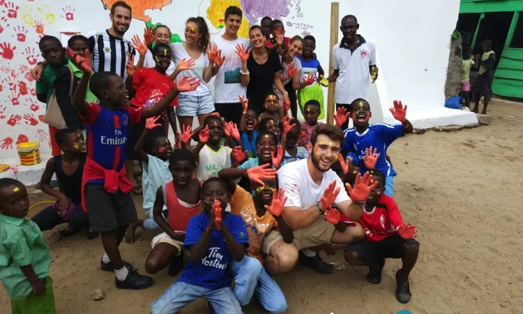 Una de les propostes de voluntaria internacional per Nadal és a Ghana.