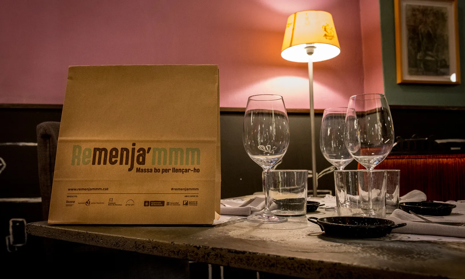 'Remenja’mmm', la campanya que evita llençar menjar als restaurants.