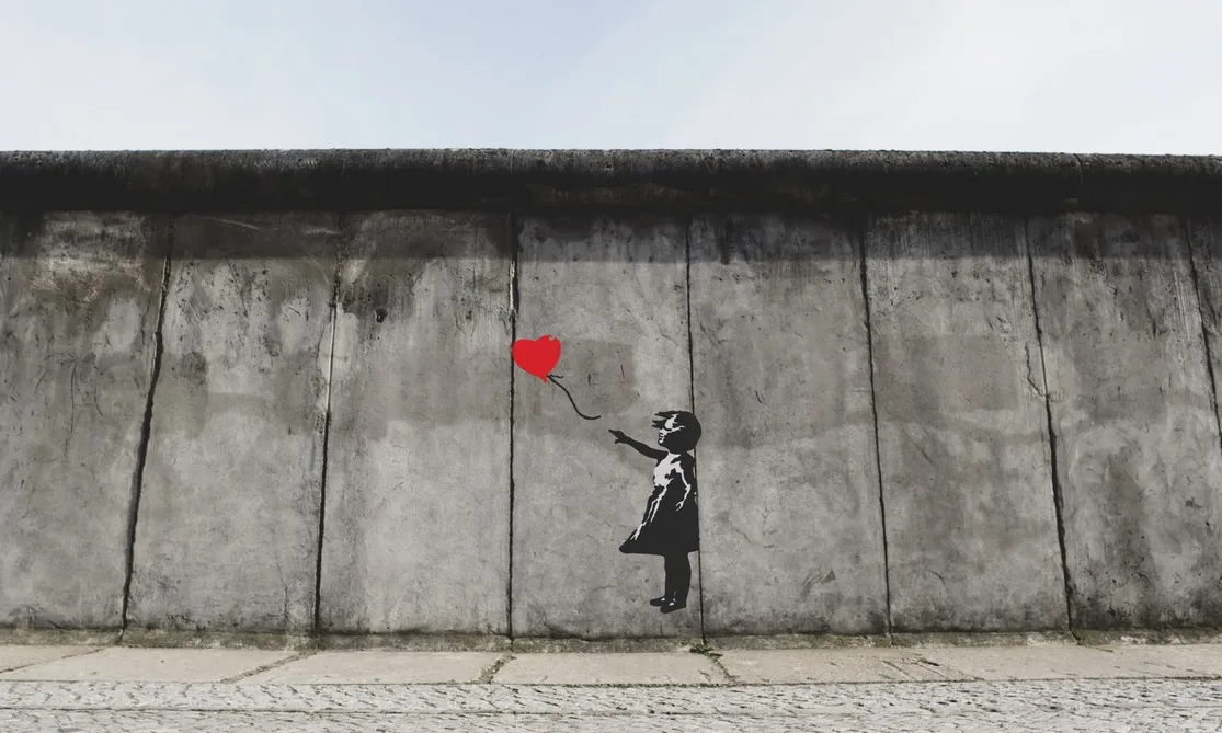 El programa permet que qualsevol activista amenaçat, segueixi lluitant pels drets humans des de Catalunya. Font: Unsplash.