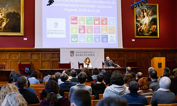 Un centenar de persones participen en la jornada «Construint l'Agenda 2030 de la UB.