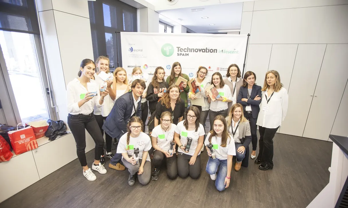 Més de 300 noies mostraran els seus projecte a la final de Technovation del 19 de maig