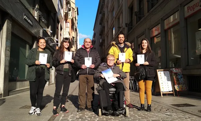 MIFAS, Válida Sin Barreras i la Universitat de Girona impulsen la campanya 'No et quedis fora'.